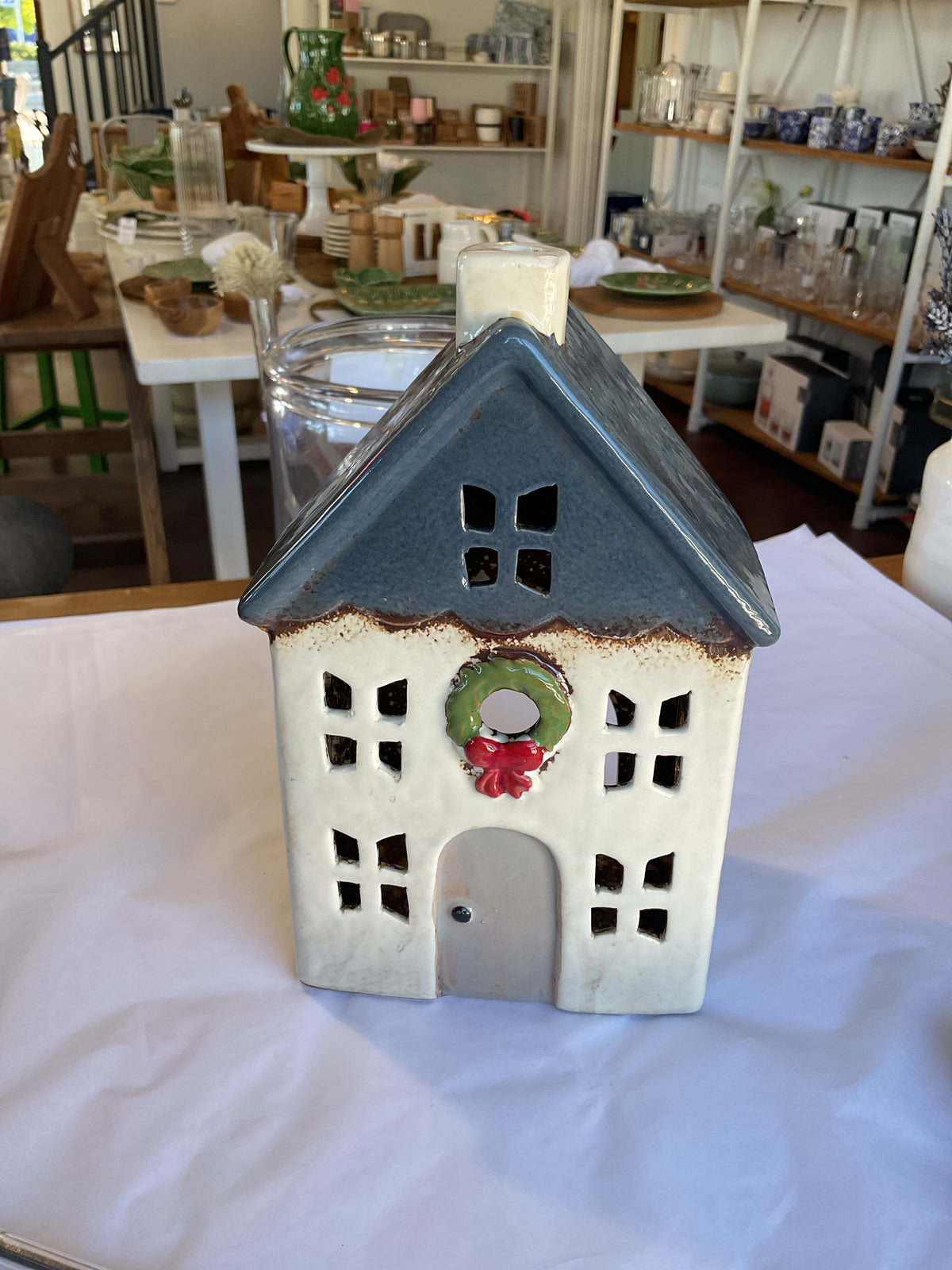 French Country Collections Christmas Tea Light House Navy with Wreath Small YA0084