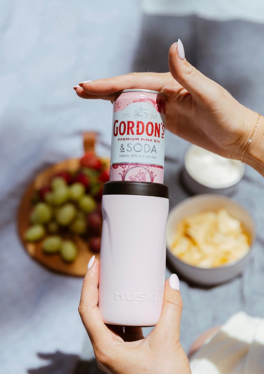 Huski Slim Can Cooler