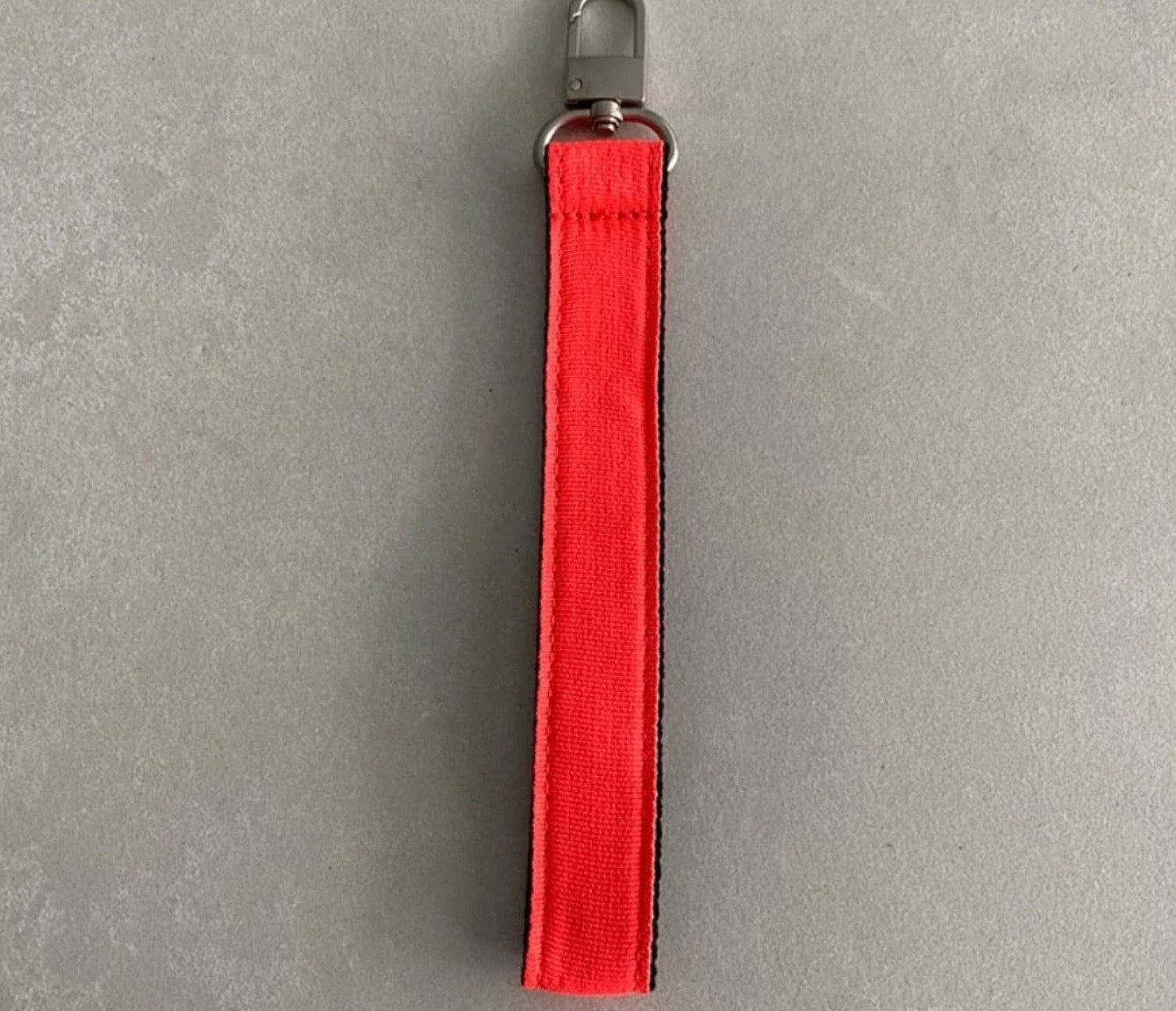 Love Friday Wrist Strap Clips
